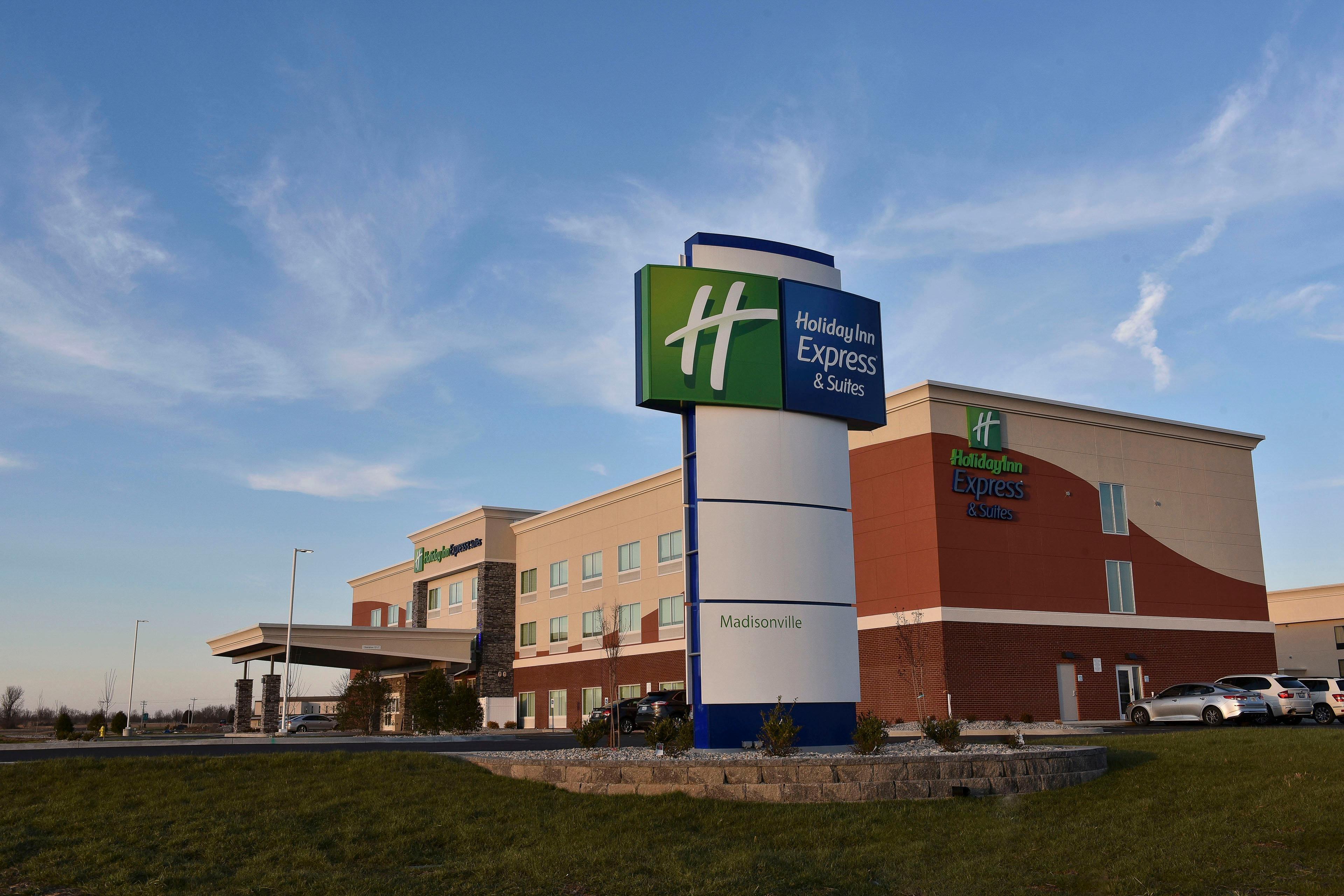Holiday Inn Express & Suites - Madisonville By Ihg Kültér fotó