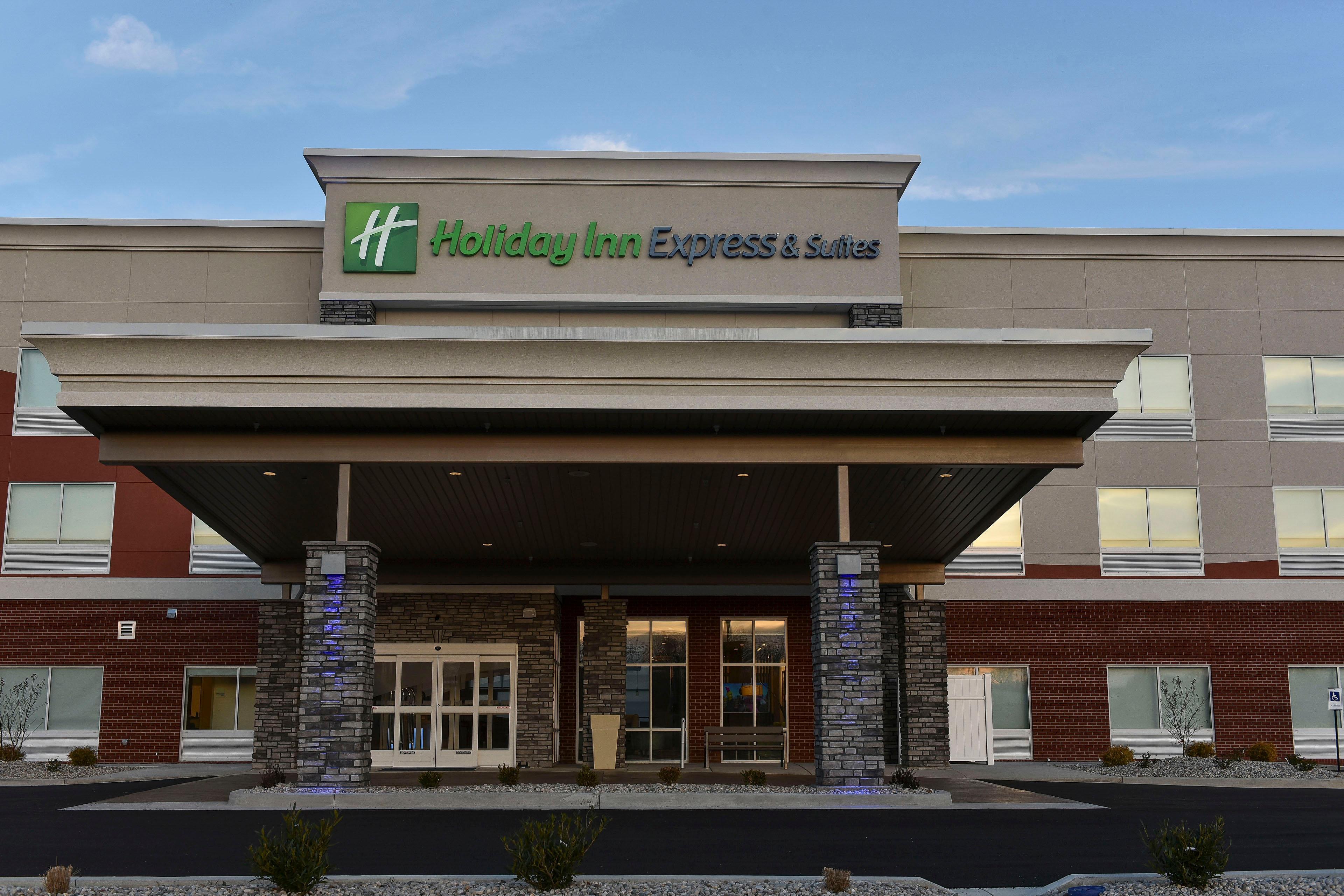 Holiday Inn Express & Suites - Madisonville By Ihg Kültér fotó