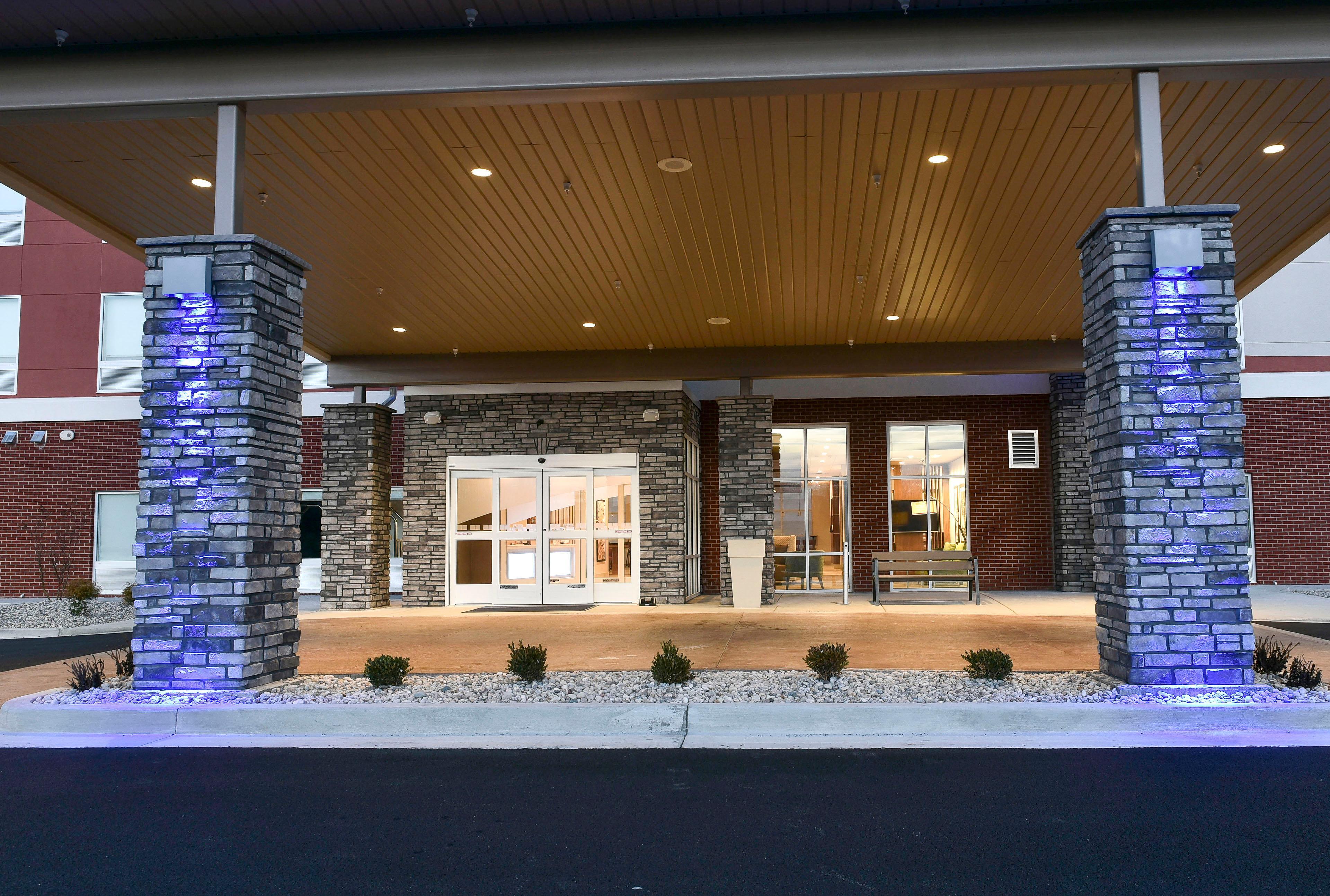 Holiday Inn Express & Suites - Madisonville By Ihg Kültér fotó